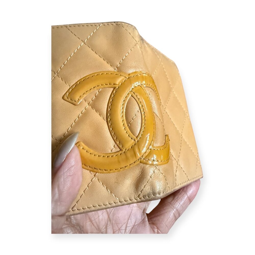 Vintage Chanel Cambon Peach Nude Quilted Leather Key Case | Box - Picture 6 of 10